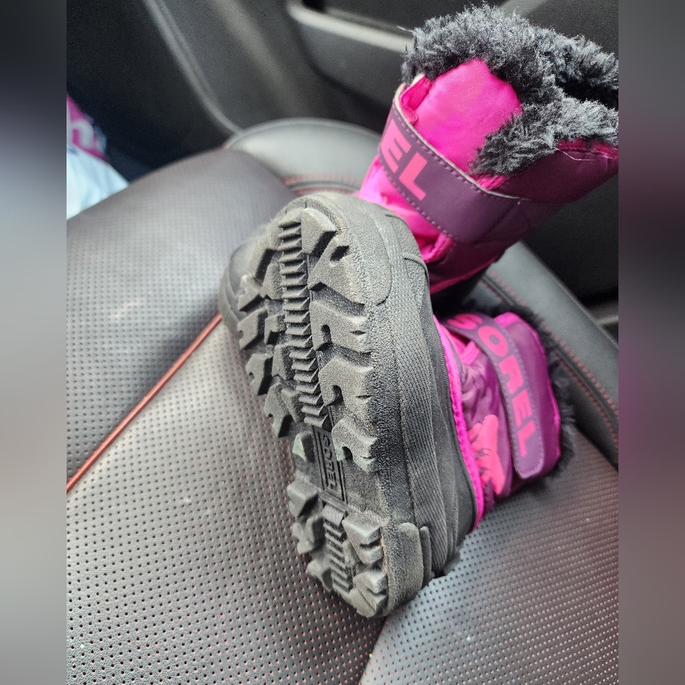 Sorel Kids' Fuchsia and Black Winter Snow Boots Size 8 - Picture 2 of 4